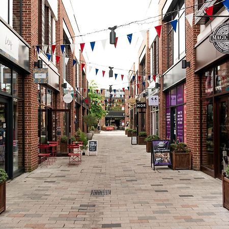 Апартаменты Stratford-Upon-Avon Luxury Snug With Free Parking Экстерьер фото